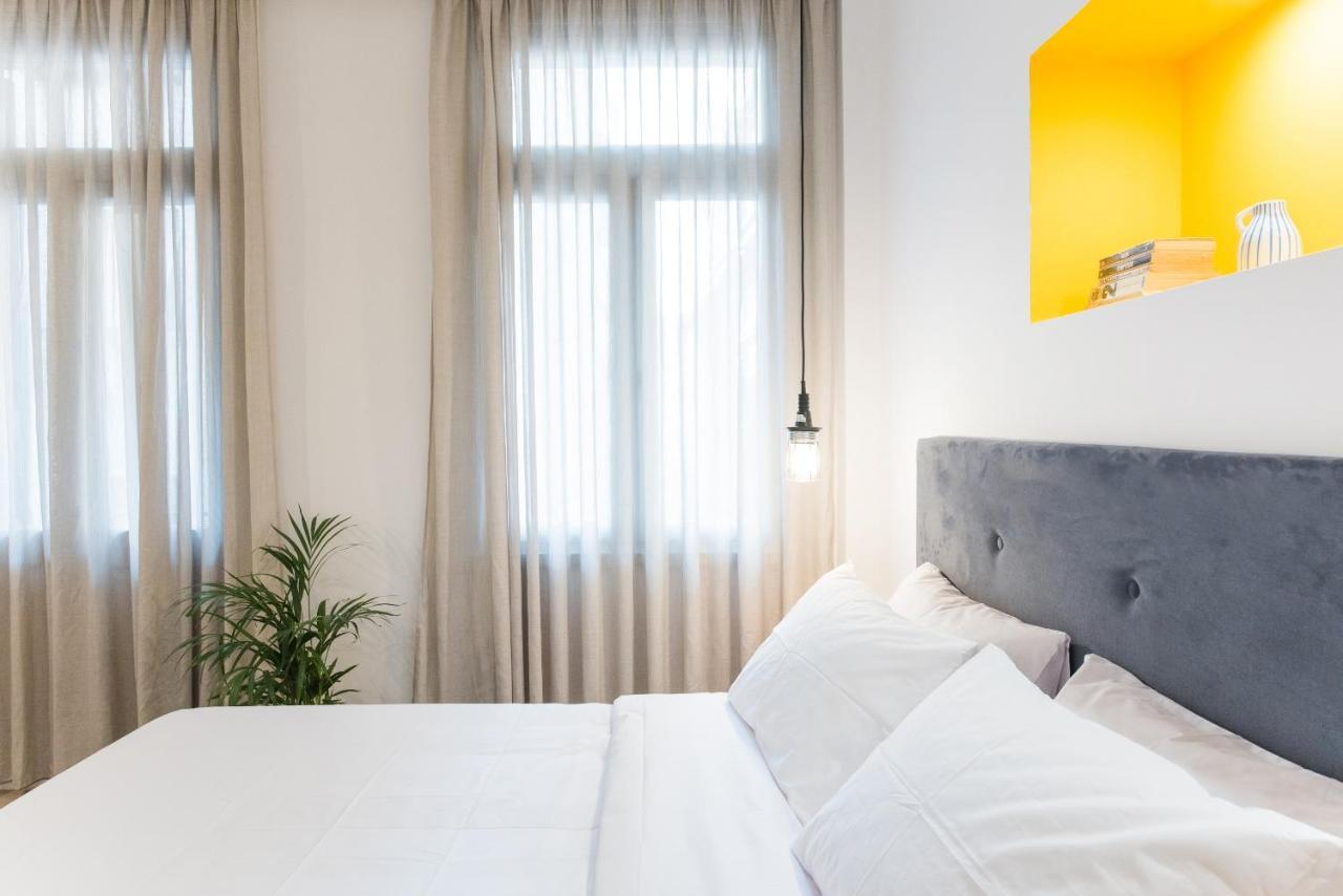 Monk Monastiraki Suites Atény Exteriér fotografie